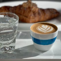 Five Stones Coffee Company - Macchiato