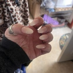 Bellagio Nails Lounge - Nails