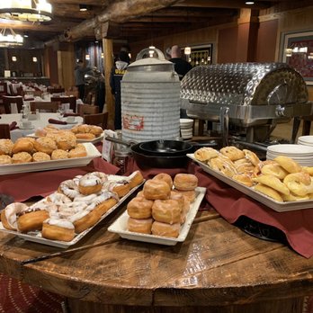 The Slopeside Dining Room - breakfast buffet - American Near Me - Seven Springs, Pennsylvania The Slopeside Dining Room - breakfast buffet - American Near Me - Seven Springs, Pennsylvania