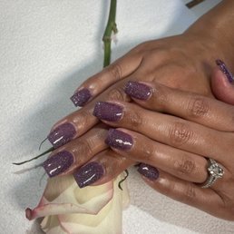 Full set with gel polish beautiful color and sparkly Full set with gel polish beautiful color and sparkly