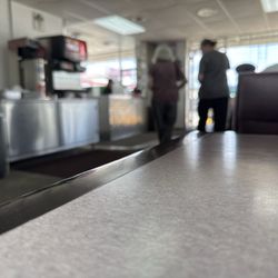 Cree-Mee Drive In - Interior