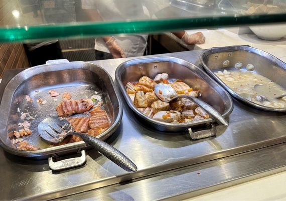 Fresh Harvest Buffet by null