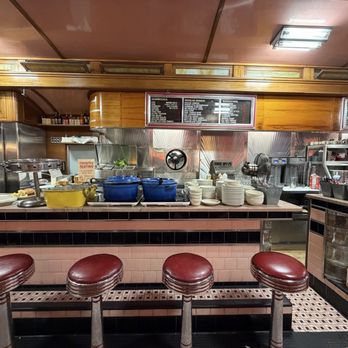 Lamy's Diner - Diners Near Me - Dearborn, Michigan