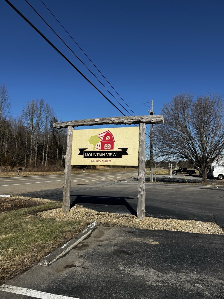 Mountain View Country Market Logo
