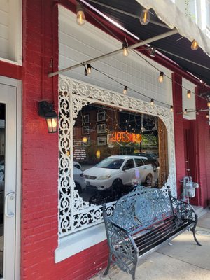 Joe's Inn the Fan by null