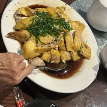 King Restaurant & Bar - chicken - Bars Near Me - Honolulu, Hawaii