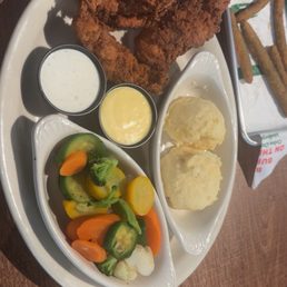 Chicken Tenders & Gravy Platter Chicken Tenders & Gravy Platter