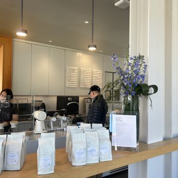 Blue Bottle Coffee - B Street - Where to order - Coffee & Tea Near Me - San Mateo, California