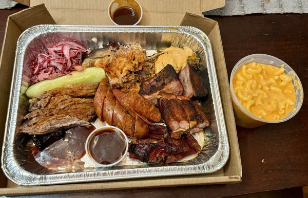 Ray Ray's Hog Pit Linworth by null