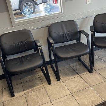 Express Oil Change & Tire Engineers - Oil Change Stations Near Me - Augusta, Georgia Express Oil Change & Tire Engineers - Oil Change Stations Near Me - Augusta, Georgia
