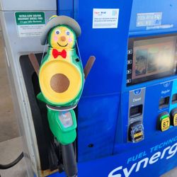 Mobil - Avocado was here