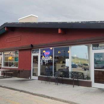 HQ BBQ - Outside - Barbeque Near Me - Evansville, Wyoming