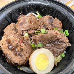 Japanese tonkotsu ramen with beef