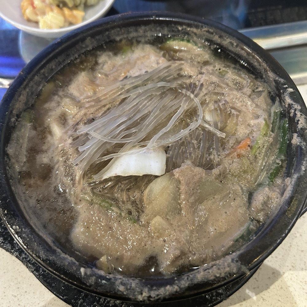 Bulgogi & Mushrooms Hot Pot Bulgogi & Mushrooms Hot Pot