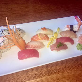 Thai House Restaurant - Sushi Platter and California Roll - Thai Near Me - Redding, California Thai House Restaurant - Sushi Platter and California Roll - Thai Near Me - Redding, California