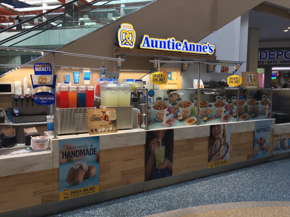AUNTIE ANNE’S Pretzels 1129 Green Acres Mall Space K01, Valley