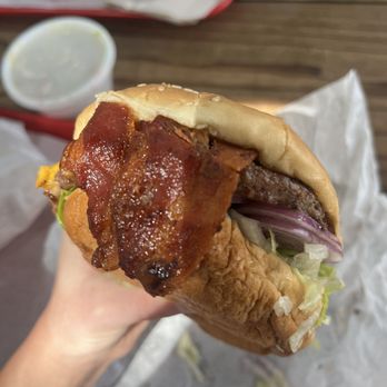 Walker Burger - Bacon Cheddar Burger - Burgers Near Me - Coleville, California