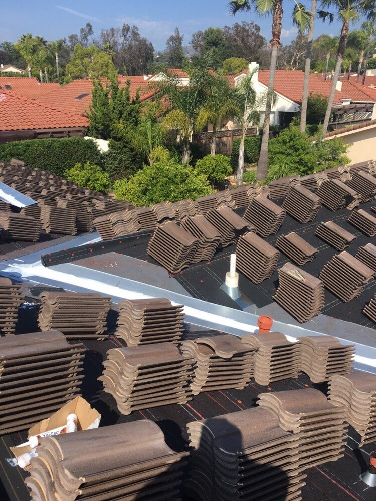 Slide of Roofing Pros Thousand Oaks