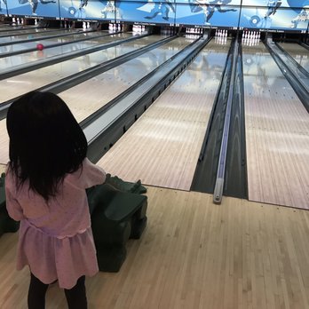 Rab's Country Lanes - Bowling Near Me - Staten Island, New York