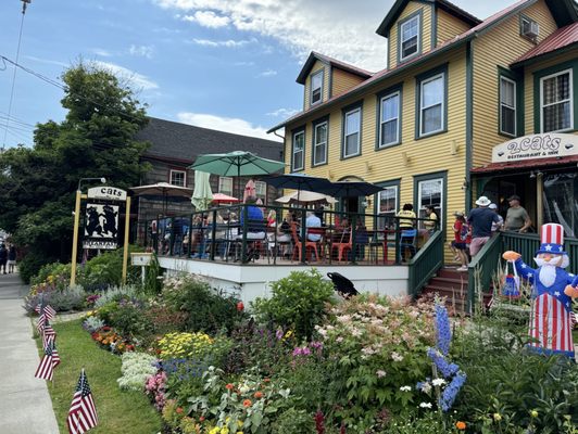 2 Cats Bar Harbor by null