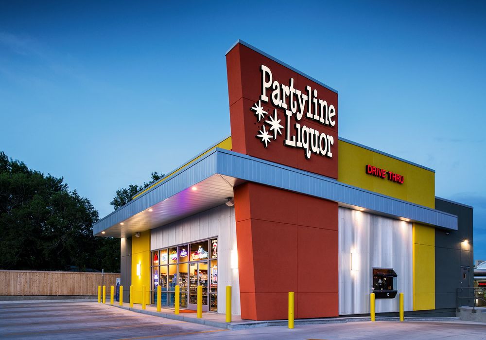 PARTYLINE LIQUOR Updated August 2024 12 Photos 121 E Plaza Ln