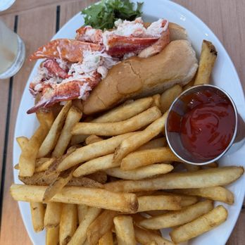 Matunuck Oyster Bar - Lobster roll - Seafood Near Me - South Kingstown, Rhode Island Matunuck Oyster Bar - Lobster roll - Seafood Near Me - South Kingstown, Rhode Island
