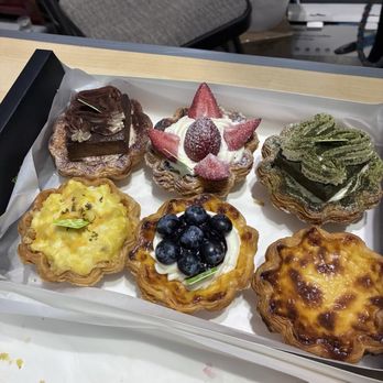 NaiSnow Tea & Bakery - Bakeries Near Me - New York, New York NaiSnow Tea & Bakery - Bakeries Near Me - New York, New York