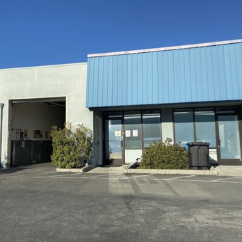 Joyco Foods - the outside of the building - Grocery Near Me - Burlingame, California Joyco Foods - the outside of the building - Grocery Near Me - Burlingame, California