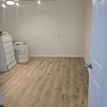 Delmi Eagle Cleaning Service - Home Cleaning Near Me Delmi Eagle Cleaning Service - Home Cleaning Near Me