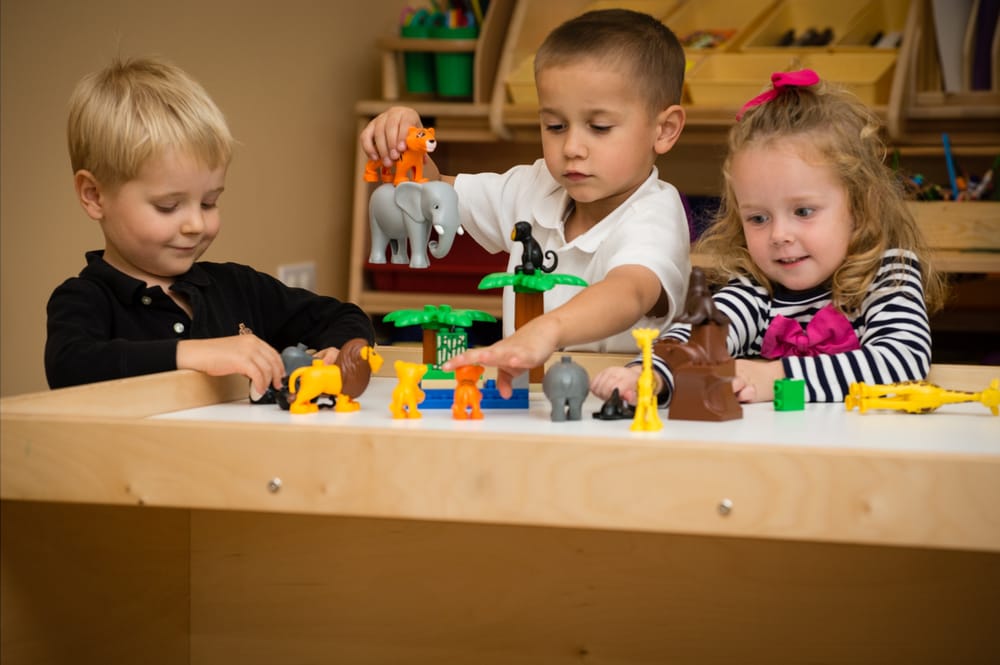 New Einsteins Academy - childcare center in Chicago, IL