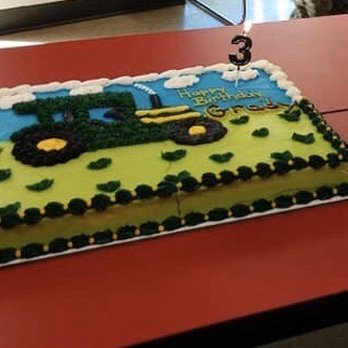 Sweet Thing Bakery - a tractor on a birthday cake - Bakeries Near Me - Lebanon, Tennessee Sweet Thing Bakery - a tractor on a birthday cake - Bakeries Near Me - Lebanon, Tennessee
