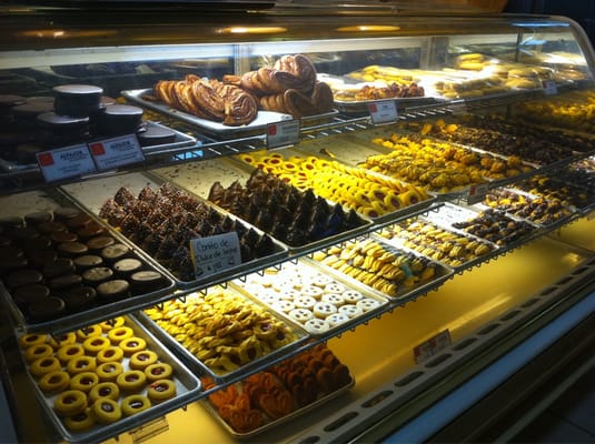 Charlotte Bakery by null