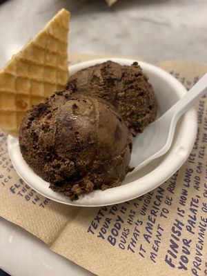 Jeni's Splendid Ice Creams by null
