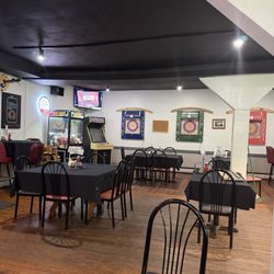 Stone Creek Bar & Grill - Dining room
