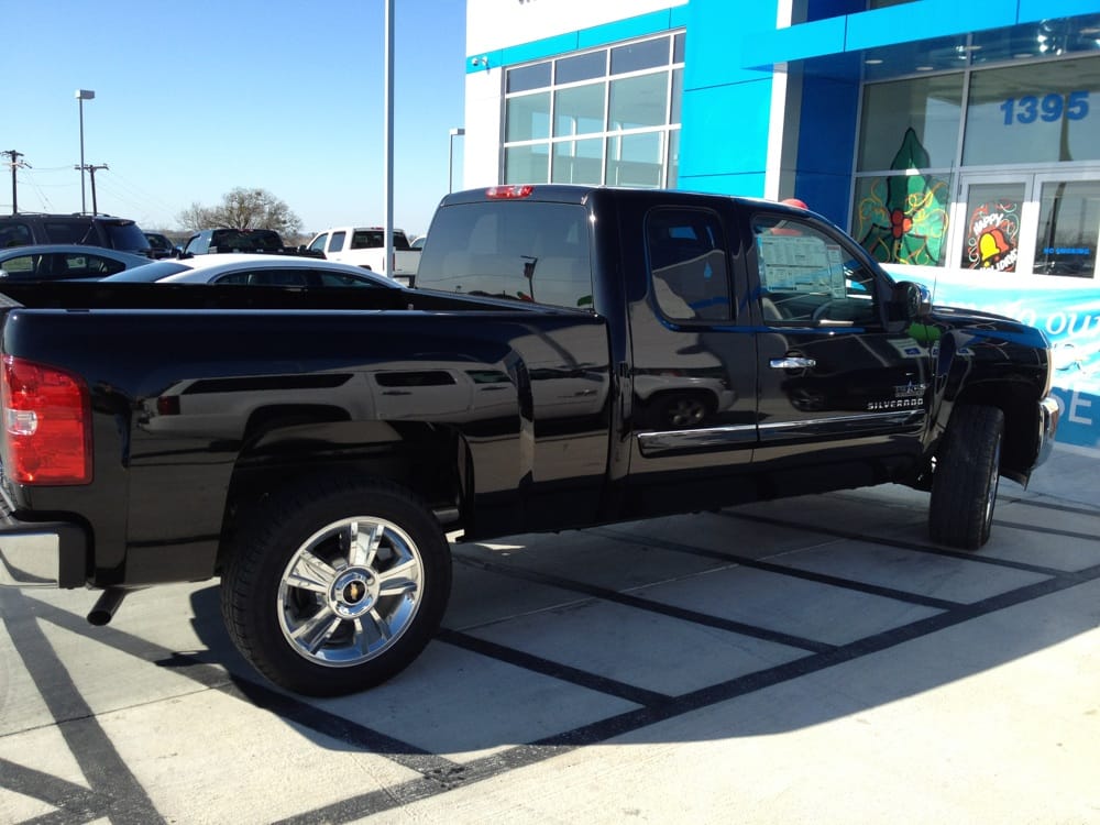 MUNDAY CHEVROLET Updated September 2024 1395 W Highway 290, Elgin