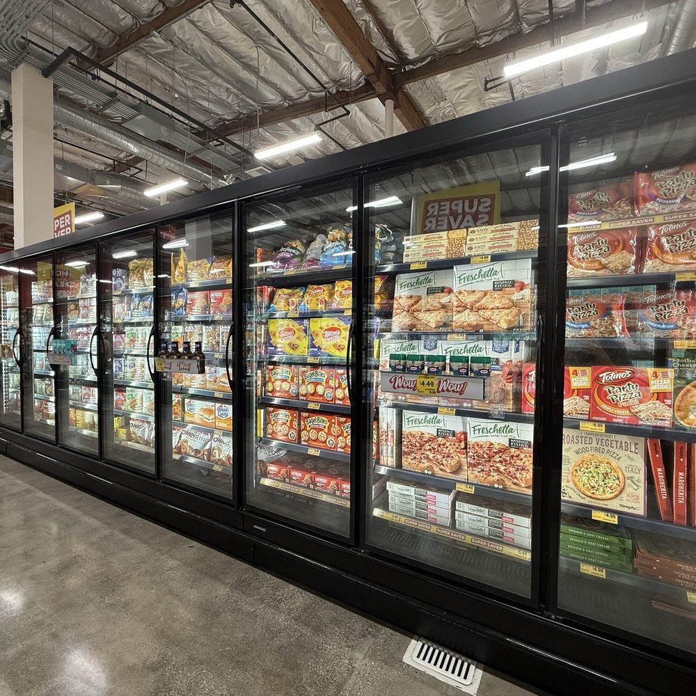 Grocery Outlet - Frozen section - Grocery Near Me - Torrance, California Grocery Outlet - Frozen section - Grocery Near Me - Torrance, California