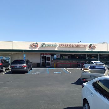 Spencer's Fresh Markets - the front of the store - Grocery Near Me - Santa Maria, California