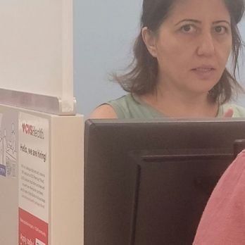 CVS Pharmacy - She h has a TERRIBLE DEMEANOR & VIOLATED HIPAA! - Pharmacy Near Me - Valencia, California