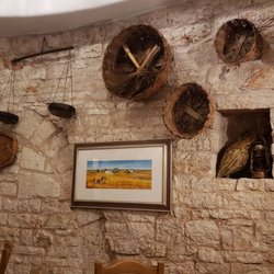 L'Aratro - The decor wad fantastic..the baskets reminded us of cousin Sue's beautiful home in Vermont.