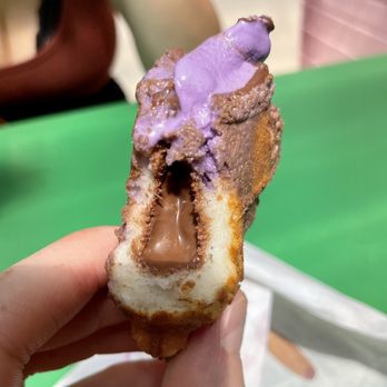 Omg Squee - Nutella filling - Desserts Near Me - Austin, Texas