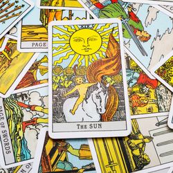 Tarot Card Readings With Fast Horse