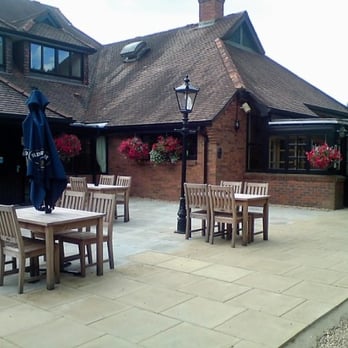 The Cleveland Bay - Pubs Near Me - Eastleigh, HAM The Cleveland Bay - Pubs Near Me - Eastleigh, HAM
