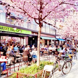 Légumes - Uteserveringen, bysis torg är extra vackert i maj