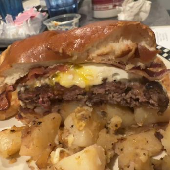 Uncle D's Diner - breakfast burger - New American Near Me - East Berlin, Connecticut