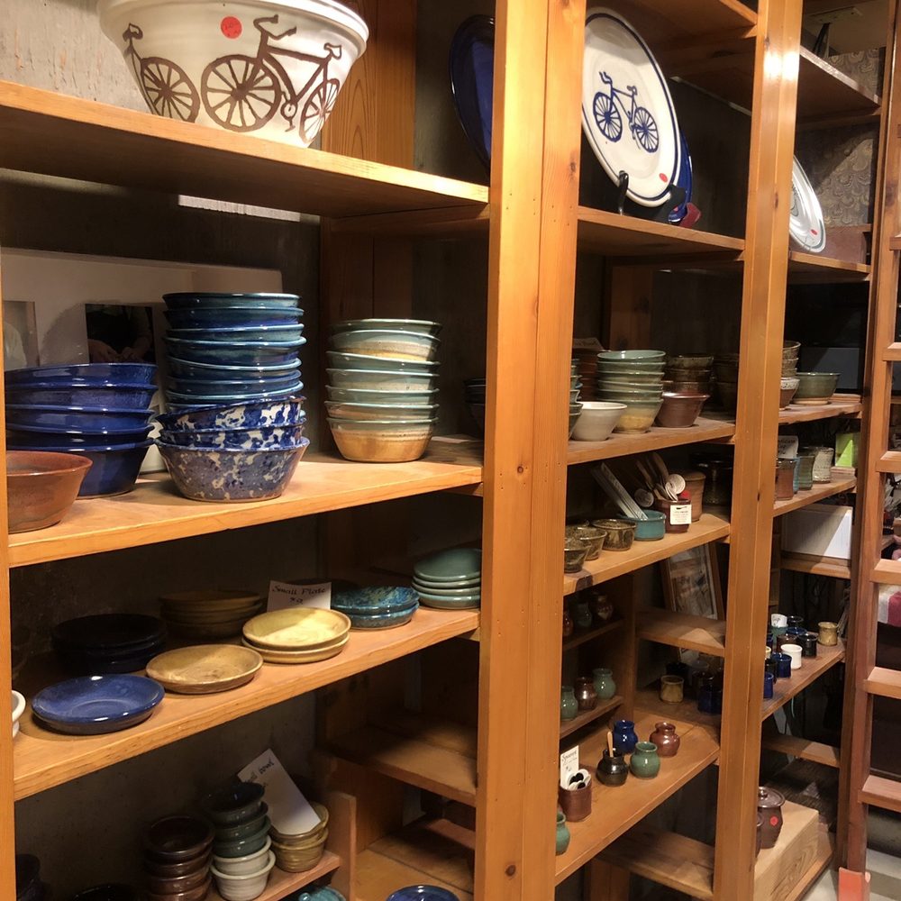 Calistoga Pottery - Arts & Crafts Near Me - Calistoga, California Calistoga Pottery - Arts & Crafts Near Me - Calistoga, California