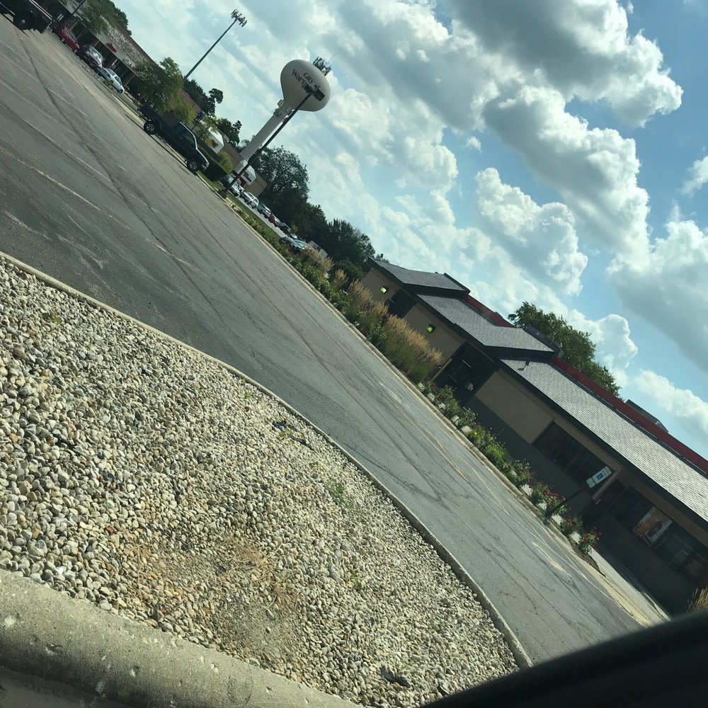 Burger King - Worst Burger King ever! - Fast Food Near Me - Warrenville, Illinois Burger King - Worst Burger King ever! - Fast Food Near Me - Warrenville, Illinois