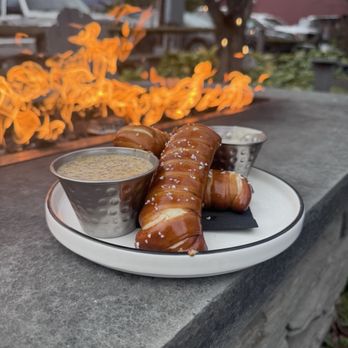 Idletyme - Pretzels - American Near Me - Stowe, Vermont Idletyme - Pretzels - American Near Me - Stowe, Vermont