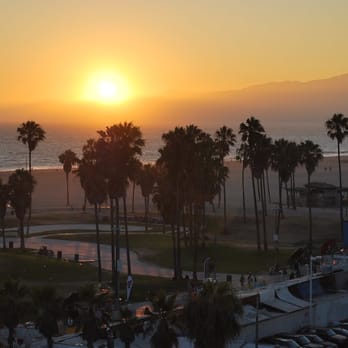 High Rooftop Lounge - Lounges Near Me - Venice, California High Rooftop Lounge - Lounges Near Me - Venice, California