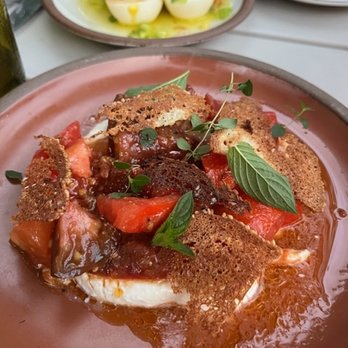 Sonder - tomatoes; tomato vin + garlic cream cheese + crispy bread - Wine Bars Near Me - Kingston, New York Sonder - tomatoes; tomato vin + garlic cream cheese + crispy bread - Wine Bars Near Me - Kingston, New York