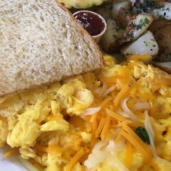 Alana's Cafe - Breakfast & Brunch Near Me - Burlingame, California